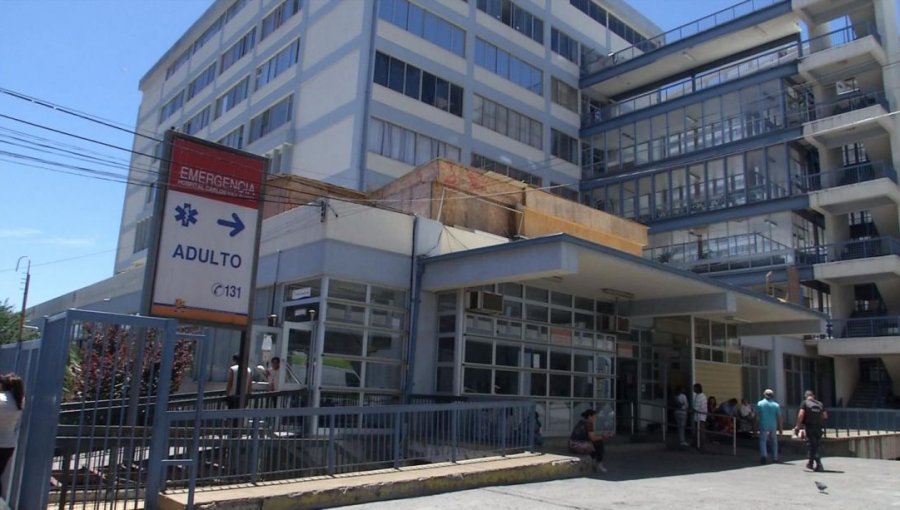 Ministro de Salud asegura que problemas en el hospital Van Buren son "puntuales"