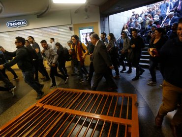 Trabajadores de Metro emplazaron al gobierno por las jornadas de evasión masiva