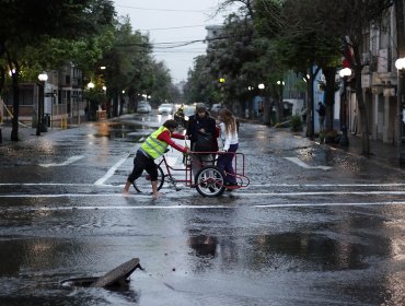 Caos en Providencia: Rotura de matriz causa inundaciones, cortes de luz y desvíos de tránsito