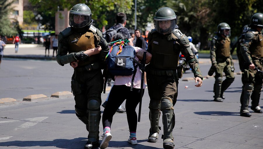 Trabajadores del Metro de Santiago critican "grave error" del Gobierno al invocar Ley de Seguridad del Estado