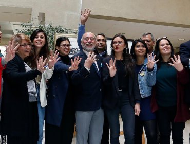 Hora de almuerzo podría no ser incluida en el proyecto de jornada laboral de 40 horas