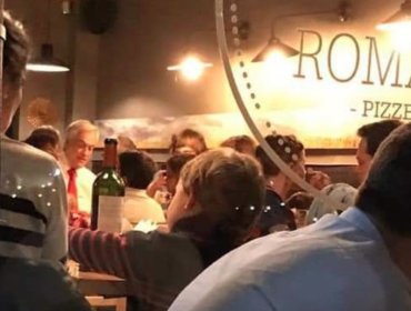 Imágenes del presidente Piñera en pizzería de Vitacura genera molestia en redes sociales