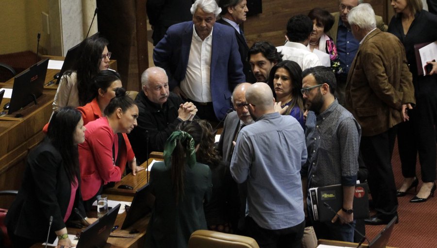 Cámara aprobó la rebaja de tarifas en el metro y proyecto pasó al Senado