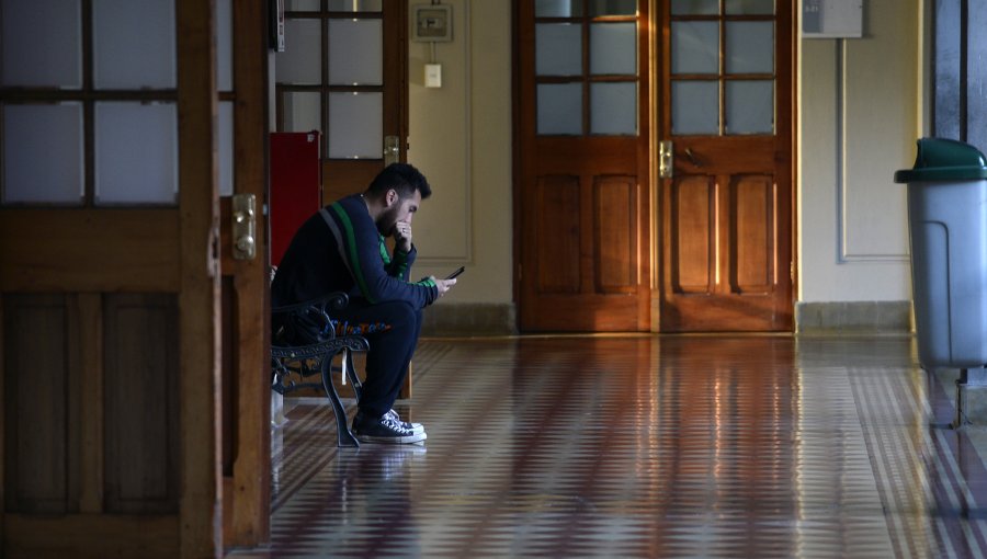 Suspensión de clases parcial en Universidades y establecimientos públicos de Valparaíso