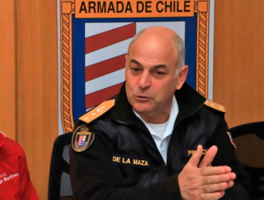 Contraalmirante De La Maza asegura que "por ningún motivo" Chile está en guerra