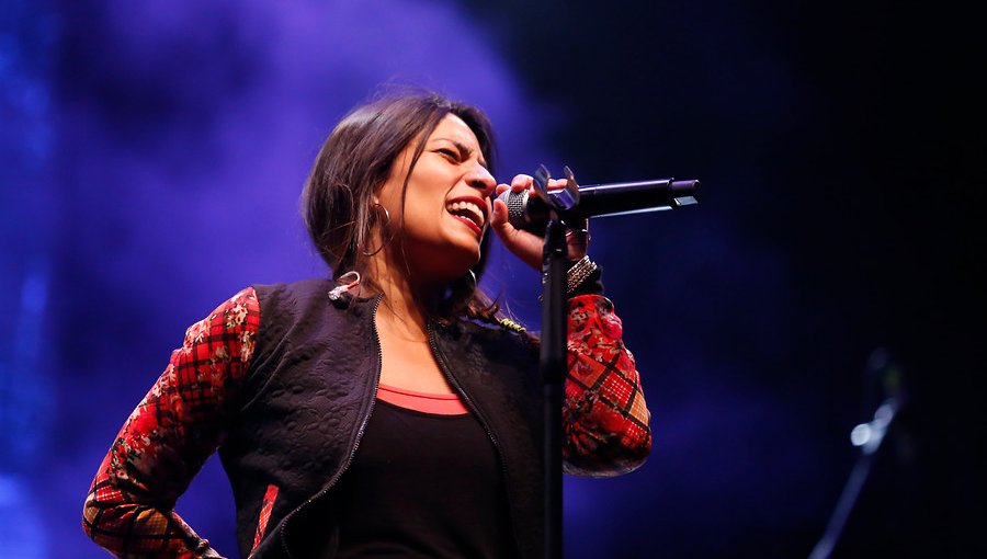 «Cacerolazo»: El hit de Anita Tijoux que la rompe en redes sociales