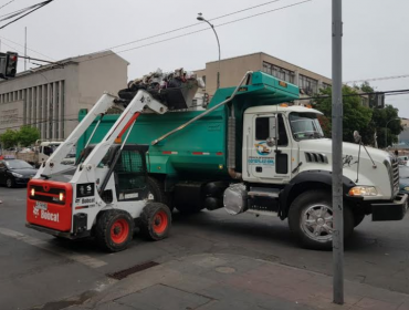 Municipalidad de Valparaíso decreta “Emergencia Sanitaria” y anuncia retiro de basura con empresa privada