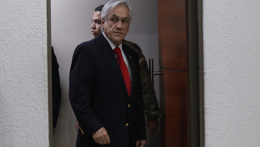 Partido Comunista evalúa presentar una acusación constitucional contra el Presidente Piñera