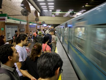 Líneas 2 y 5 del Metro de Santiago operarán parcialmente este viernes