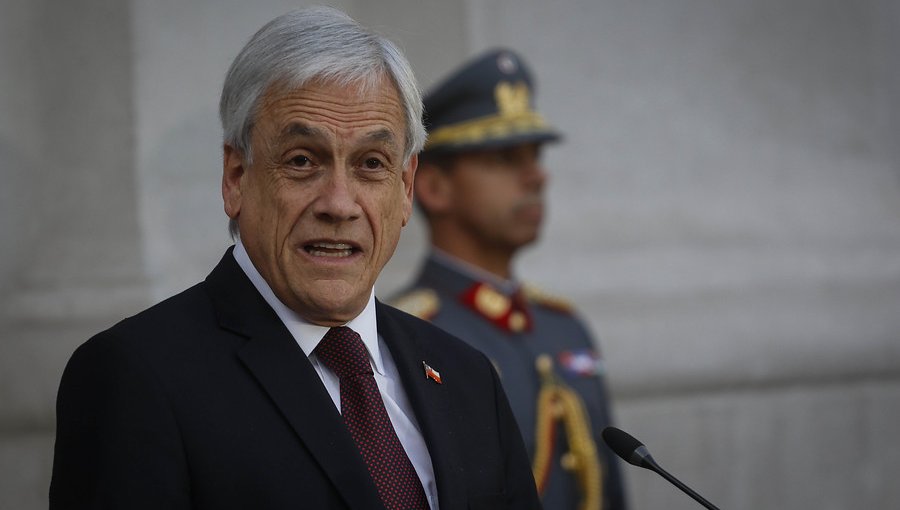 Presidente Piñera firma y envía al Congreso proyecto que estabiliza el precio de las cuentas de luz