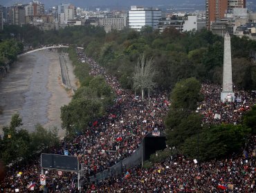 Manifestantes regresan a sus hogares luego de histórica concentración de un millón de personas