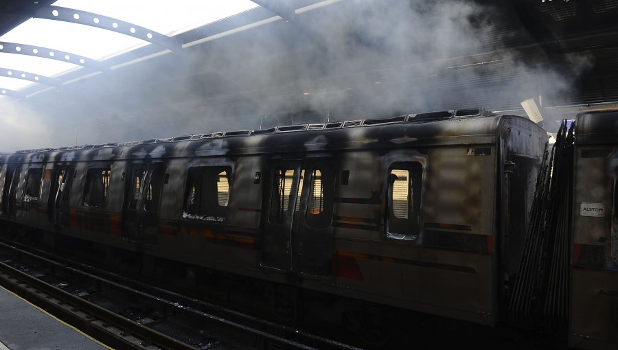 Gobierno maneja antecedentes para identificar a autor de ataque incendiario al Metro