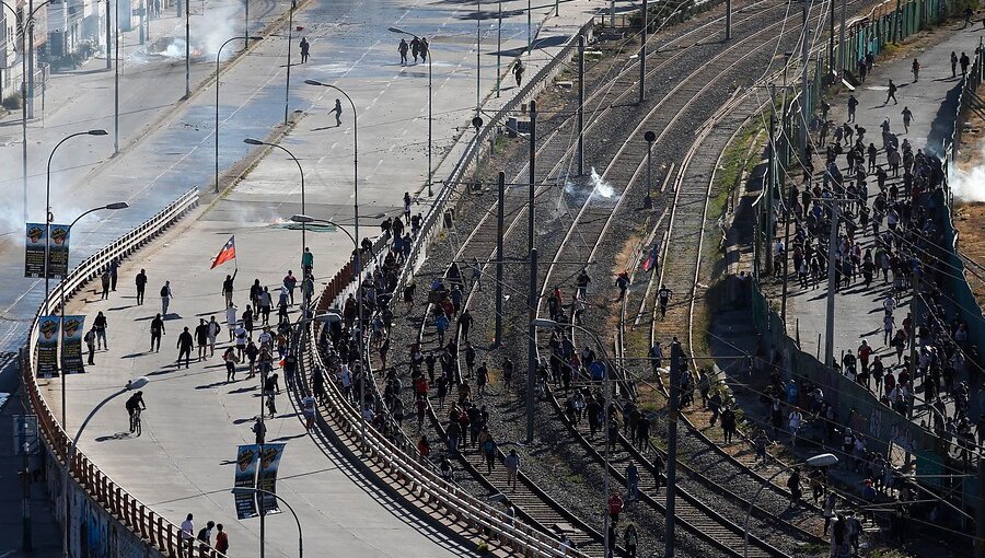 Disturbios y enfrentamientos marcaron las manifestaciones en diversos puntos de Valparaíso