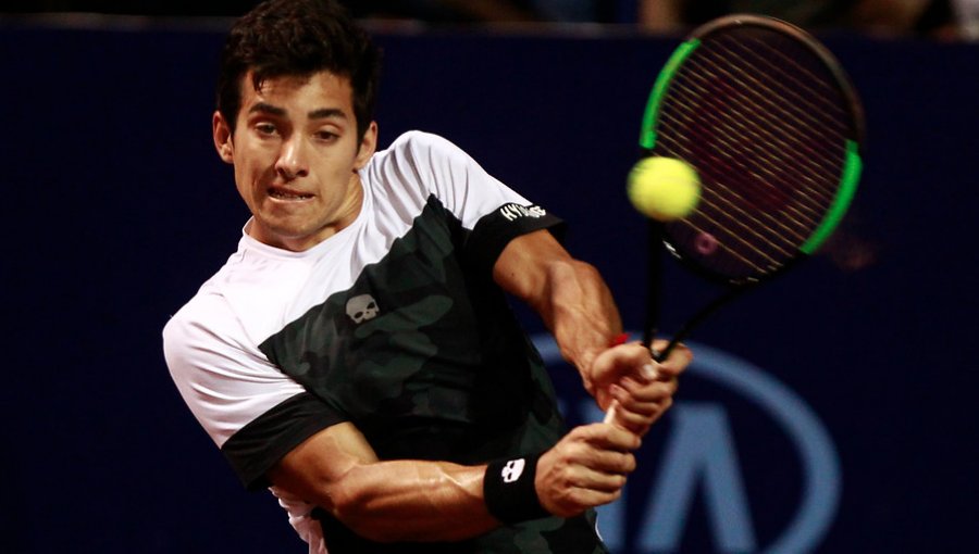 Cristian Garin debutó con un sólido triunfo ante Cuevas en el Masters 1000 de París