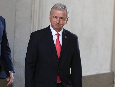 Felipe Larraín tras salida del gabinete: "No hemos sabido entender bien lo que estaba pasando"