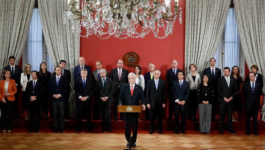 Con Chadwick a la cabeza: estos son los cambios anunciados por el presidente Piñera en su gabinete