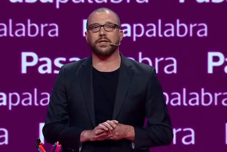 Julián Elfenbein al inicio de «Pasapalabra»: "Los cambios son urgentes"