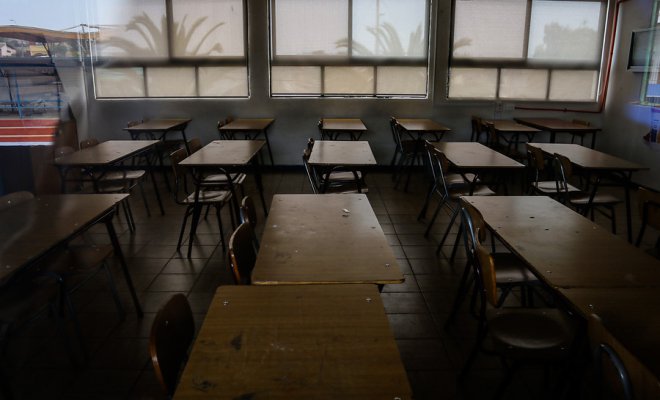 25 comunas de la región Metropolitana suspenden sus clases para este miércoles