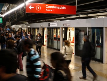 Metro de Santiago iniciará operaciones a las 07:00 horas este miércoles 30