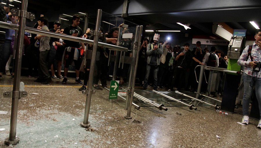 Detienen a presunto involucrado en destrozos a estación San Joaquín del Metro