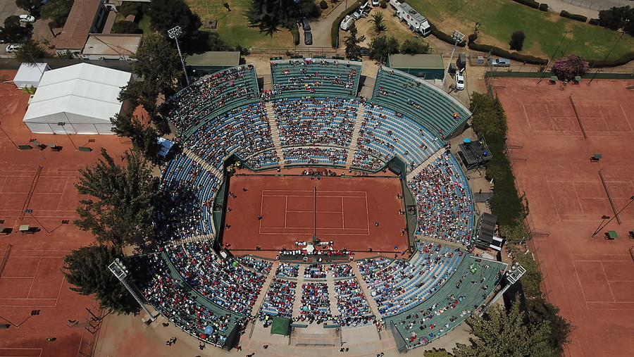 Ministra del Deporte puso en duda la realización del ATP de Santiago 2020