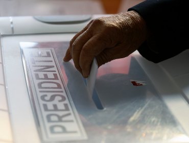 Diputados presentan proyecto de ley para reponer el voto obligatorio