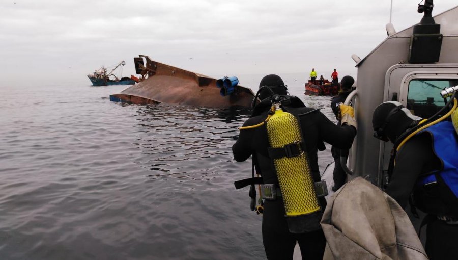 Lancha se hunde en Arica y deja 3 pescadores muertos, otros 6 fueron rescatados