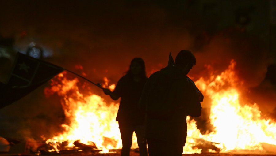 Acusados de incendiar peaje quedaron en prisión preventiva, cajera alcanzó a escapar de las llamas