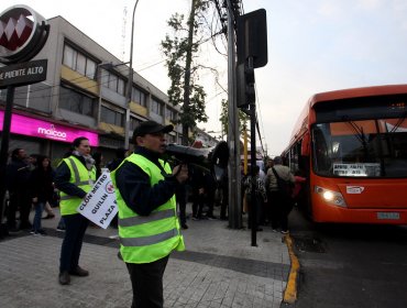 Buses del Transantiago operaron a un 99% de su capacidad en el peak matutino: 5.740 máquinas