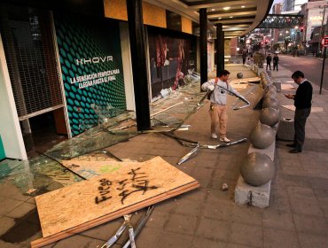 Gobernador responsabiliza a grupos de manifestantes de Valparaíso y Quilpué de viajar a "destruir Viña del Mar"