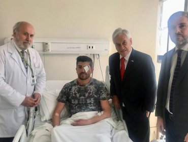 Presidente Piñera visitó a paramédico herido durante manifestaciones