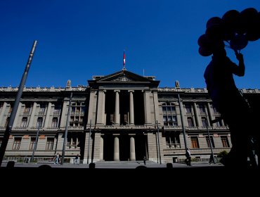 Corte Suprema llama a concurso para llenar vacantes de removidos ministros Vásquez y Elgueta