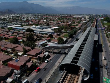 Metro hizo pruebas de electrificación entre estaciones Las Torres y Puente Alto de la Línea 4