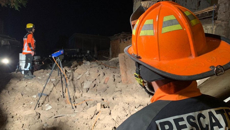Cité ubicado en el centro de Santiago sufrió el derrumbe de muro del segundo piso