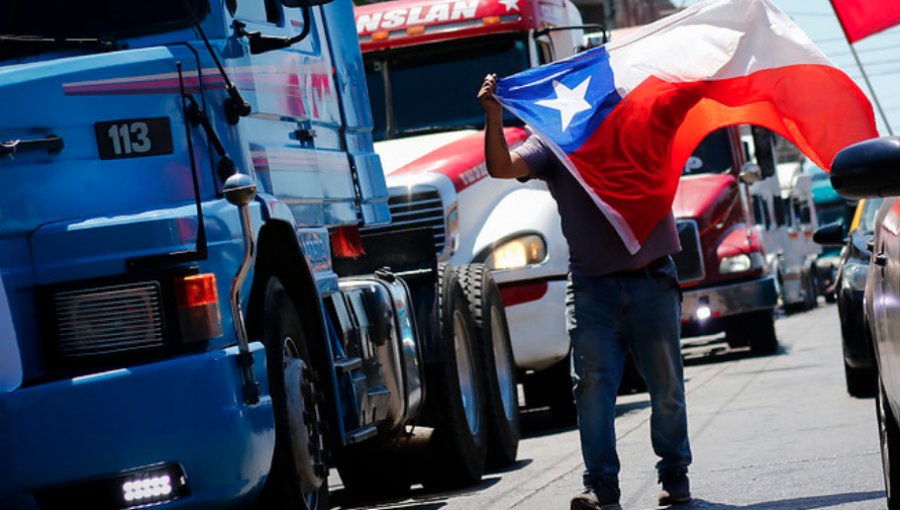 Intendencia de Valparaíso anuncia querella contra camioneros que bloquearon acceso a La Pólvora