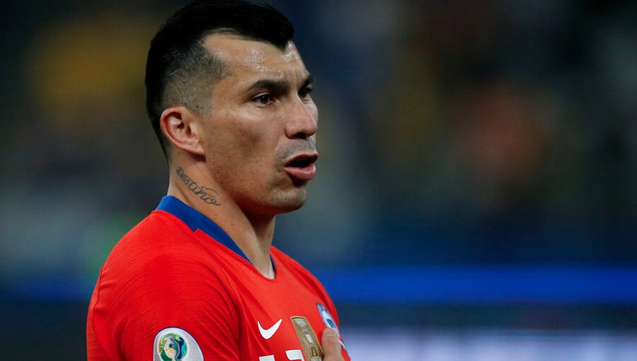 Gary Medel: "La selección le da todo nuestro apoyo al pueblo"