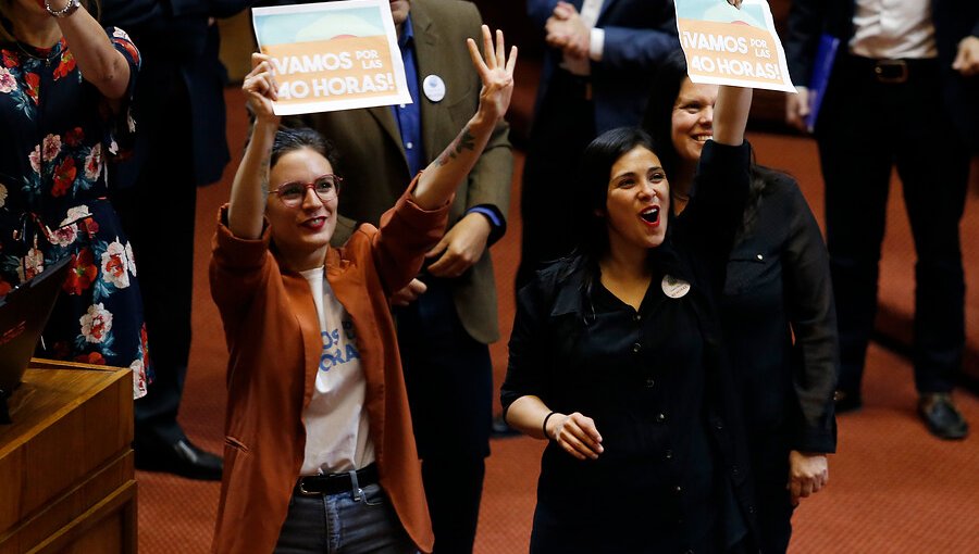 Cámara aprobó proyecto que rebaja jornada laboral a 40 horas y fue despachado al Senado