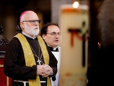 Administrador Apostólico de Santiago aboga por una nueva Constitución pero sin legalizar el aborto