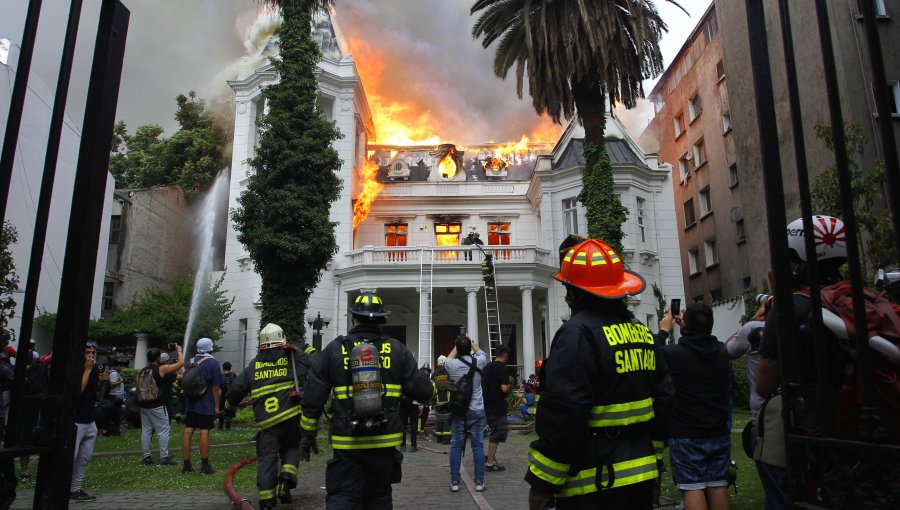 En prisión preventiva joven detenido por el incendio de la U. Pedro de Valdivia