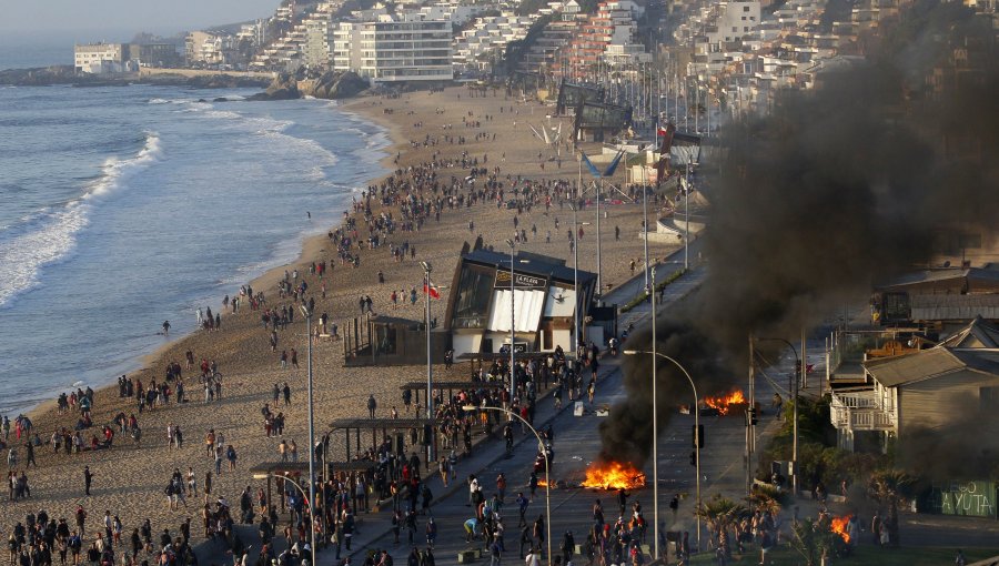 Verdadero campo de batalla en Reñaca: Balacera, barricadas y duros enfrentamientos con fuerzas policiales