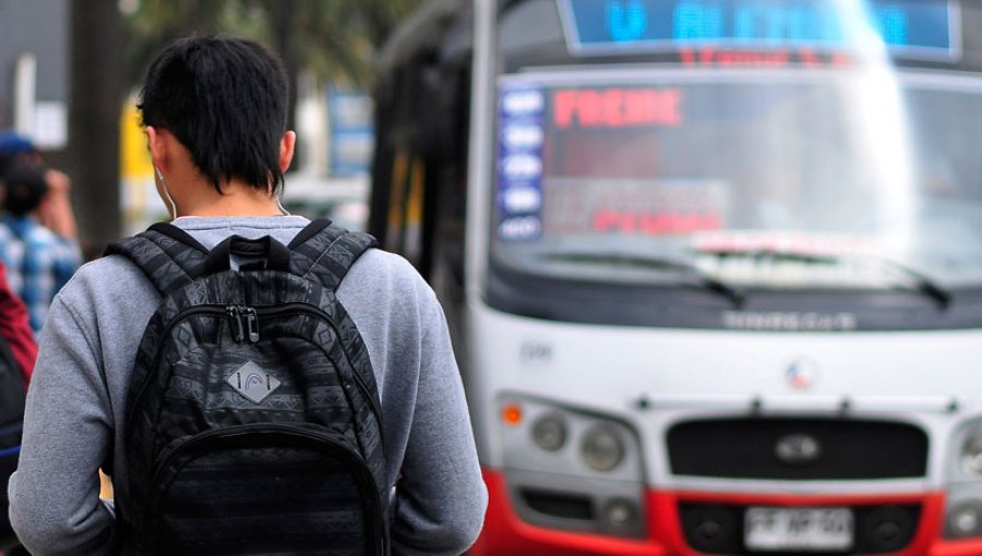 Microbuses tendrán funcionamiento normal este martes en el Gran Valparaíso, sólo si se les garantice su seguridad