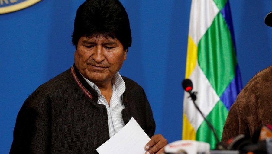 Evo Morales denuncia "orden de aprehensión ilegal" en su contra y México le ofrece asilo