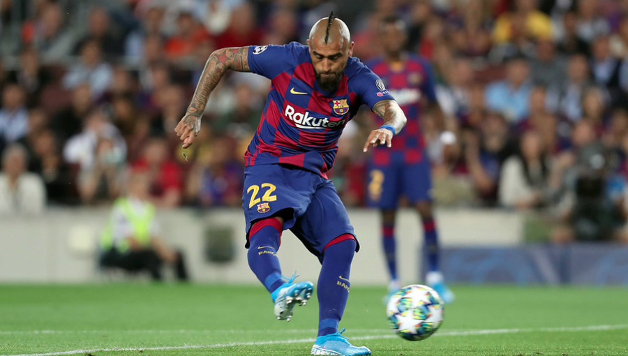 Barcelona habría subido la tasación de Arturo Vidal ante interés de Inter de Milán