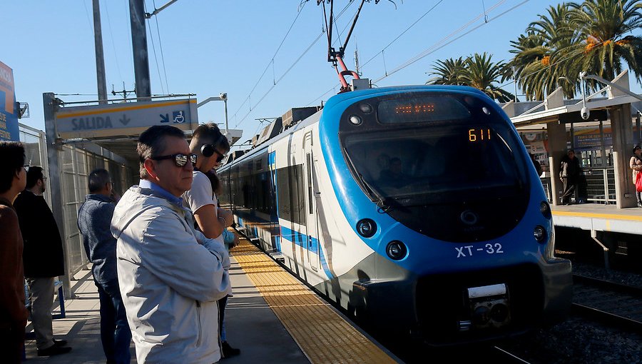 Metro Valparaíso anuncia que operará con "menor frecuencia" tras paro de maquinistas