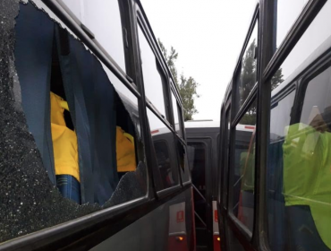 Ataques a microbuses obligan a suspender el servicio en el Gran Valparaíso: no hay locomoción colectiva