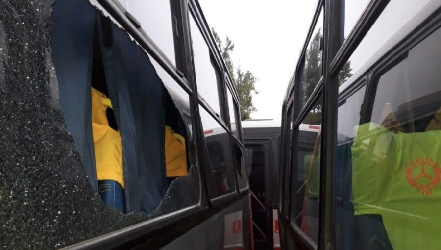 Ataques a microbuses obligan a suspender el servicio en el Gran Valparaíso: no hay locomoción colectiva