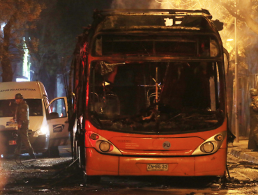 Más de 4.500 buses han sido vandalizados en la región Metropolitana durante crisis social