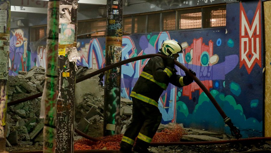 Bomberos de La Serena acusan que voluntario resultó lesionado por una bomba lacrimógena