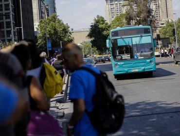 Refuerzo de buses en Santiago inicia a las 15:00 horas principalmente en plaza Italia y zona Oriente