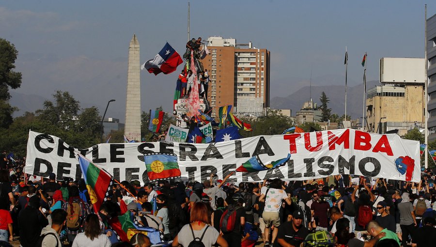 Joven con problemas cardíacos murió durante manifestaciones en Plaza Italia